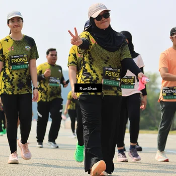 Runner Photo 7059047