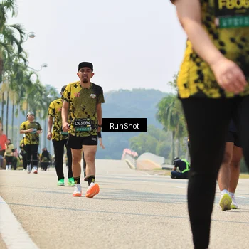 Runner Photo 7059074