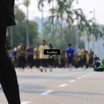 Runner Photo 7059075