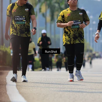 Runner Photo 7059112