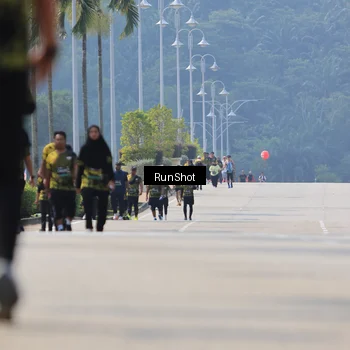 Runner Photo 7059116