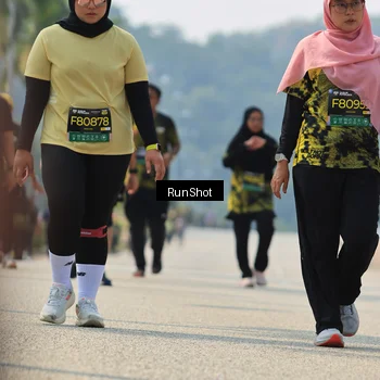 Runner Photo 7059152