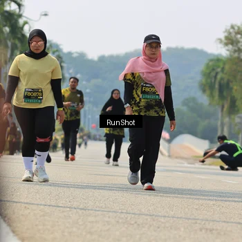Runner Photo 7059154