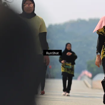 Runner Photo 7059158