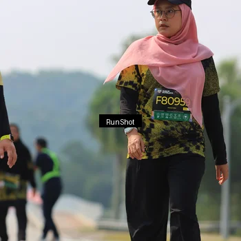 Runner Photo 7059170