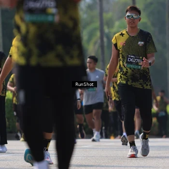 Runner Photo 7059172