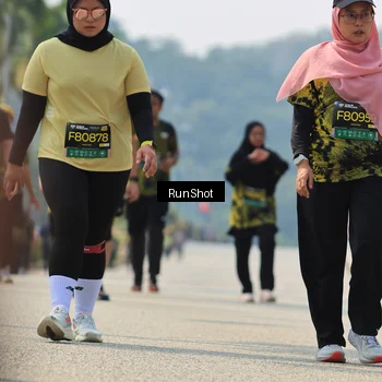 Runner Photo 7059174