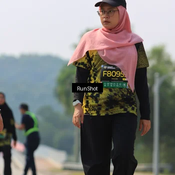 Runner Photo 7059188