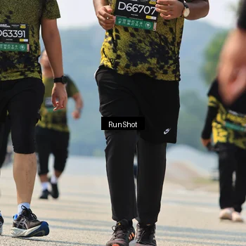 Runner Photo 7059211