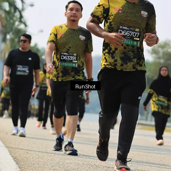 Runner Photo 7059222