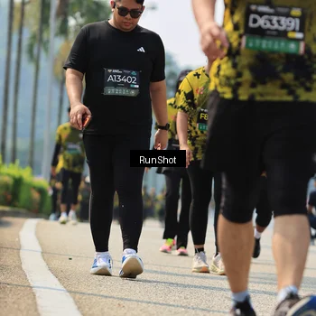 Runner Photo 7059238