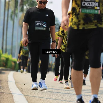 Runner Photo 7059239