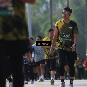 Runner Photo 7059245