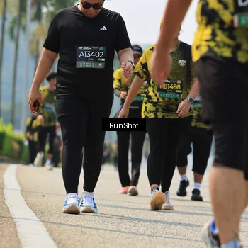 Runner Photo 7059246