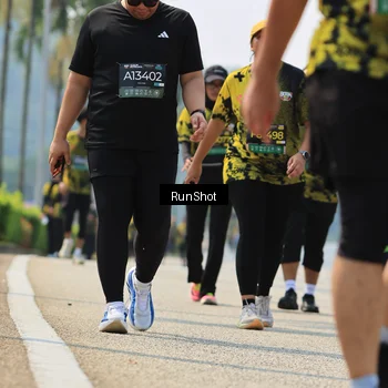Runner Photo 7059249