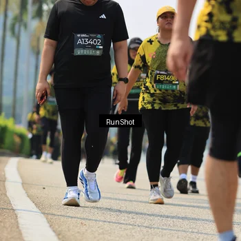 Runner Photo 7059253