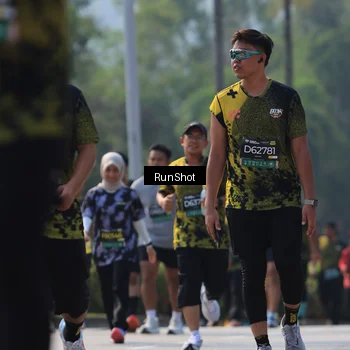 Runner Photo 7059291