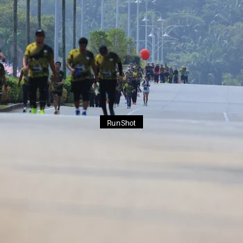 Runner Photo 7059292