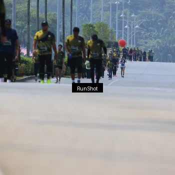 Runner Photo 7059293