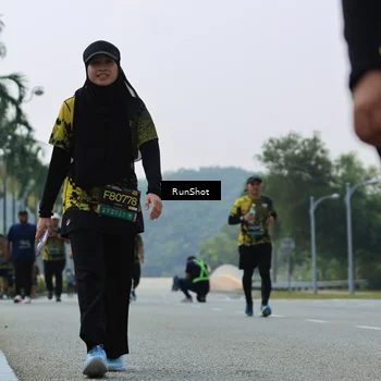 Runner Photo 7059333