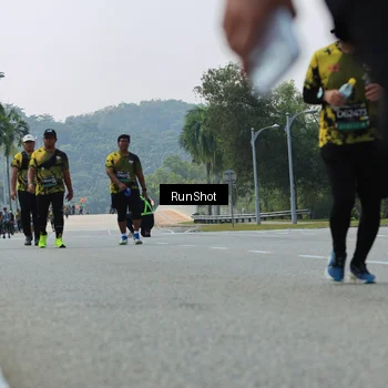 Runner Photo 7059348