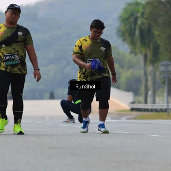 Runner Photo 7059364