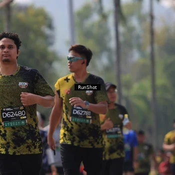 Runner Photo 7059380