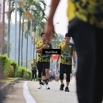 Runner Photo 7059387