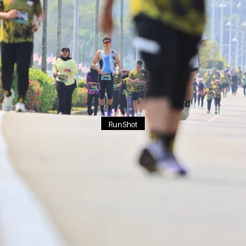Runner Photo 7059390
