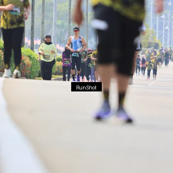 Runner Photo 7059391