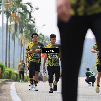 Runner Photo 7059395