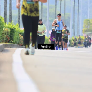 Runner Photo 7059408
