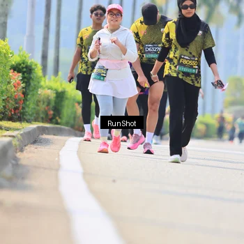Runner Photo 7059431