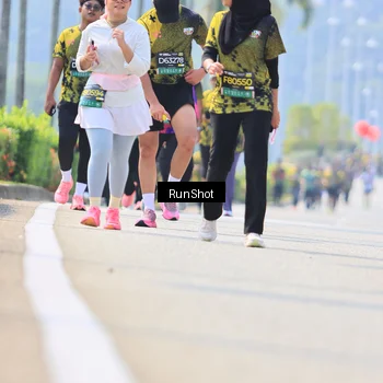 Runner Photo 7059434