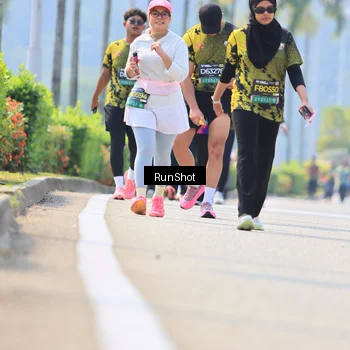 Runner Photo 7059437