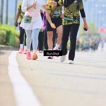 Runner Photo 7059446