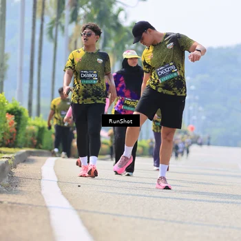 Runner Photo 7059448