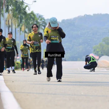 Runner Photo 7059500