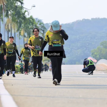 Runner Photo 7059501