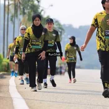 Runner Photo 7059524