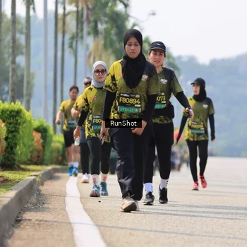 Runner Photo 7059528