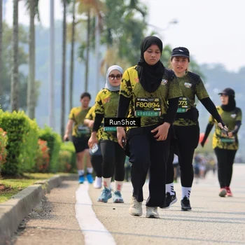 Runner Photo 7059533