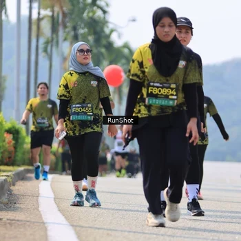 Runner Photo 7059543