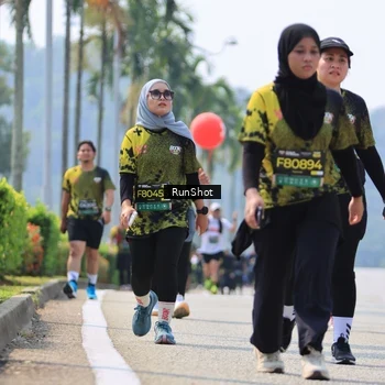 Runner Photo 7059547