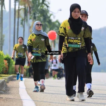 Runner Photo 7059549