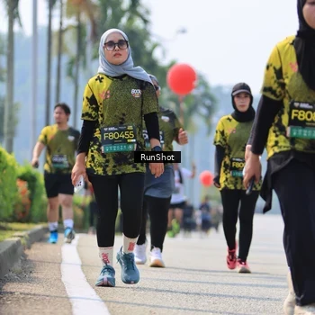 Runner Photo 7059551