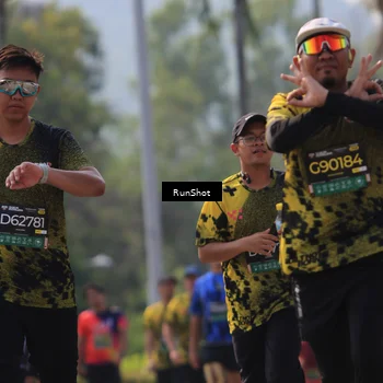 Runner Photo 7059555