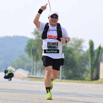 Runner Photo 7059562