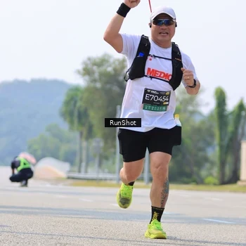 Runner Photo 7059570