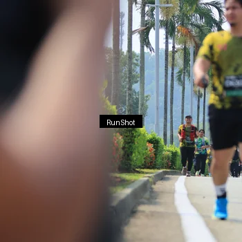 Runner Photo 7059574